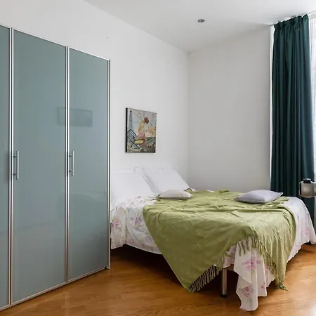 Le Guglie Del Duomo By Holiday Solutions コモ